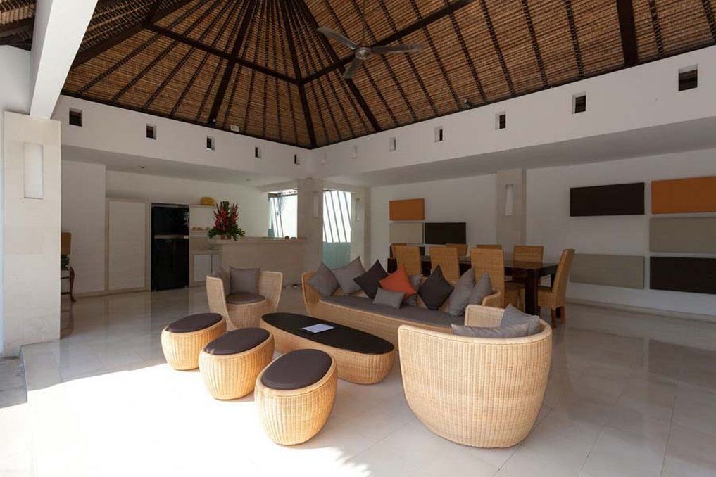 Bvilla Villa *
